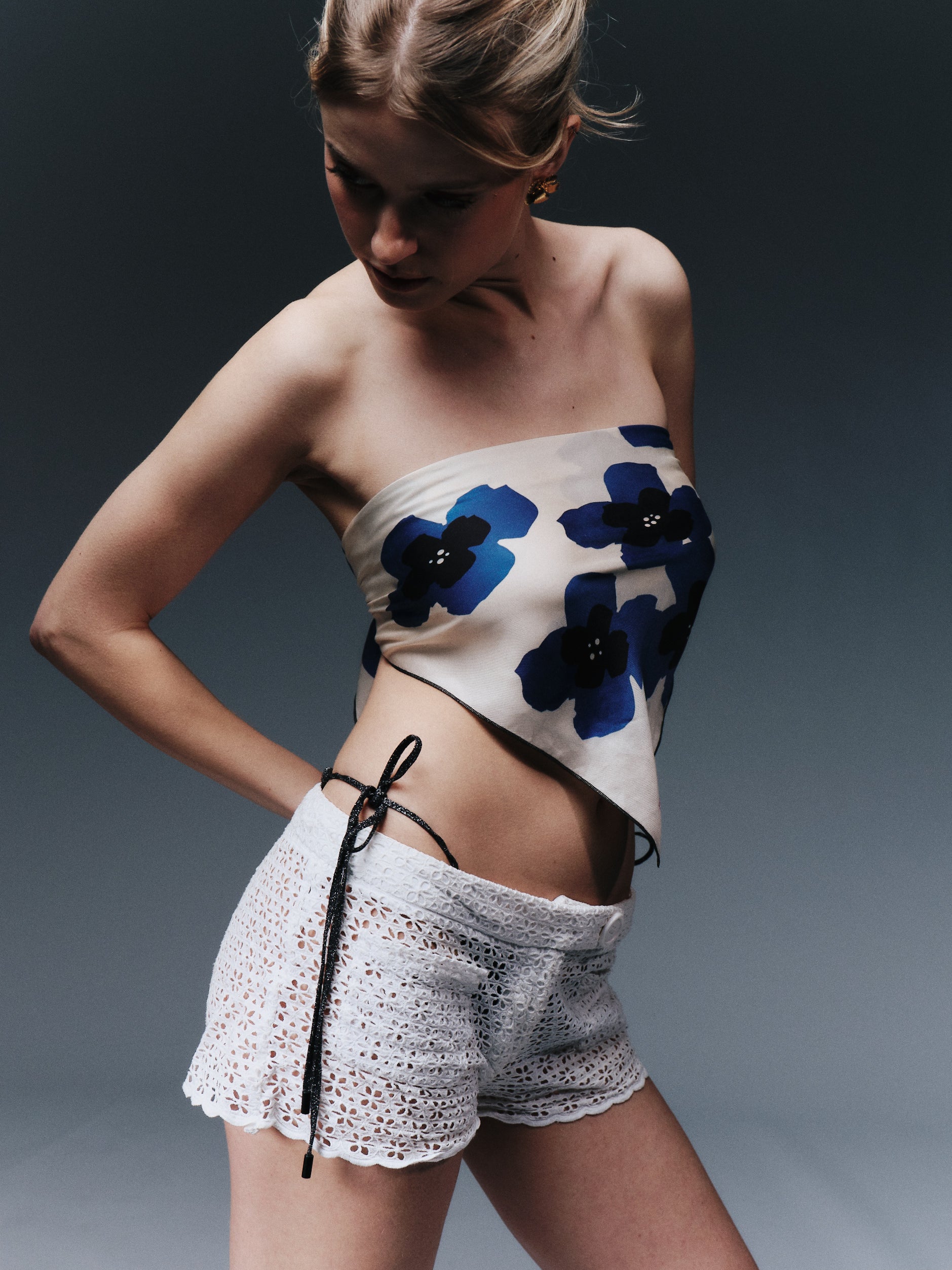 POPPY BLUE – JAGZLDN